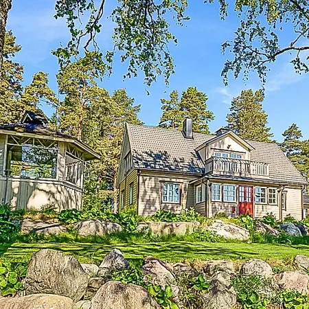 Holiday Home Paeaetalo- Moekkilomat Ja Perhejuhlat By Interhome *