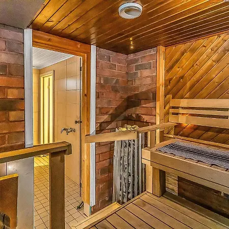 Holiday Home Paeaetalo- Moekkilomat Ja Perhejuhlat By Interhome Vääksy