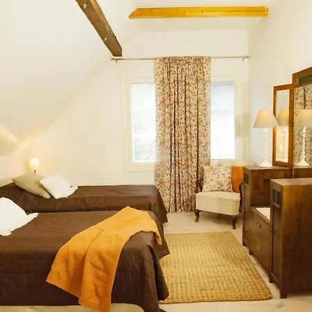 Holiday Home Paeaetalo- Moekkilomat Ja Perhejuhlat By Interhome Hébergement de vacances *