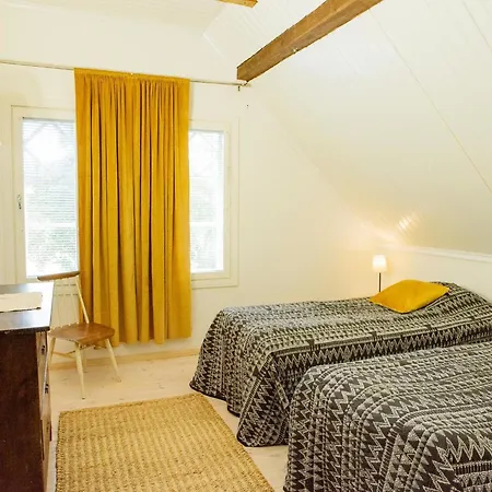 Holiday Home Paeaetalo- Moekkilomat Ja Perhejuhlat By Interhome *