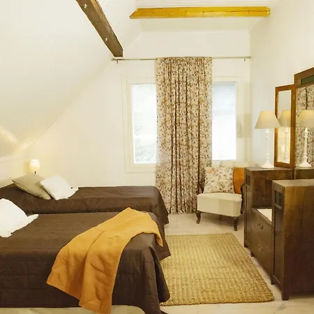 Holiday Home Paeaetalo- Moekkilomat Ja Perhejuhlat By Interhome Vääksy