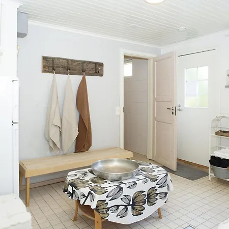 Casa vacanze Paeaetalo- Moekkilomat Ja Perhejuhlat By Interhome *